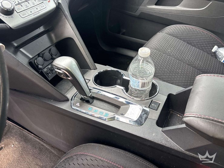 2015-chevrolet-equinox-image-15