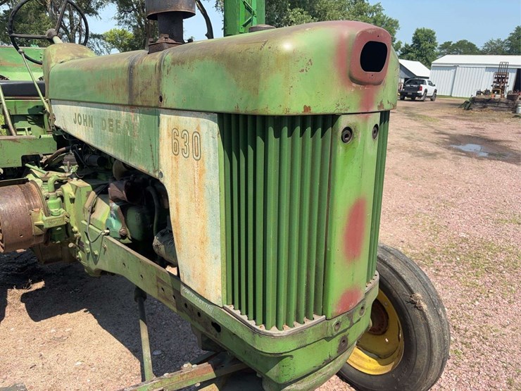 john-deere-630-image-19