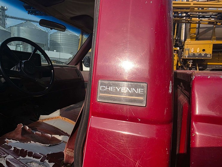 1989-chevrolet-cheyenne-3500-image-21