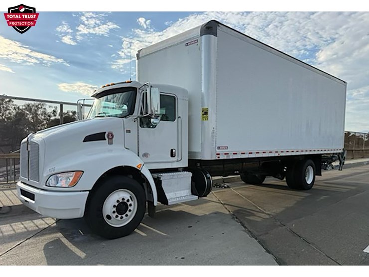 2022-kenworth-t270-image-1