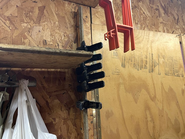 #7130-•-contents-of-shelving-and-corner-image-10