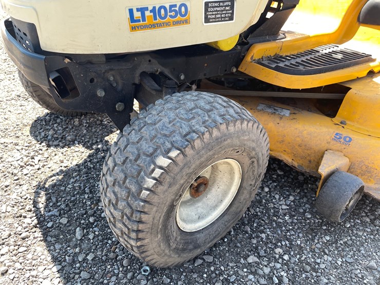 cub-cadet-lt1050-image-8