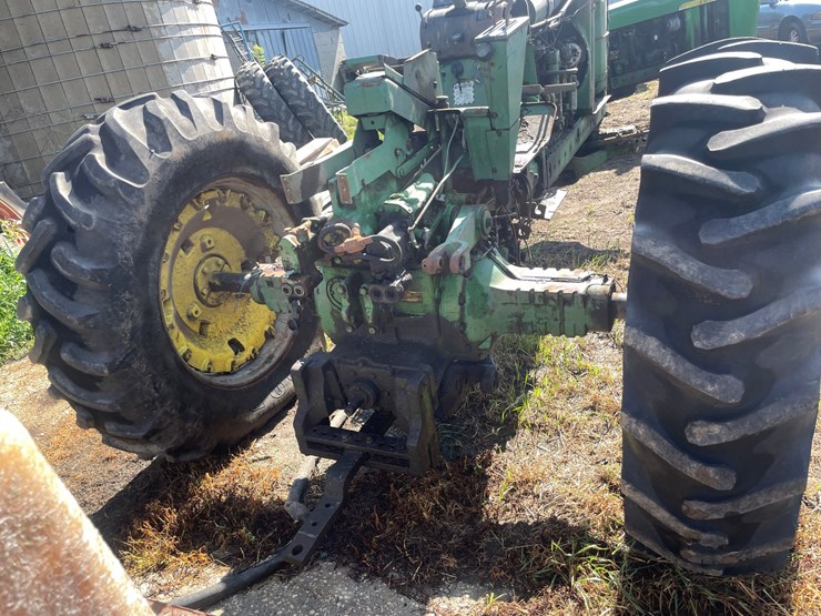 john-deere-4520-image-6