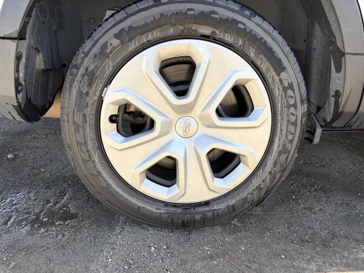 2018-ford-explorer-image-5