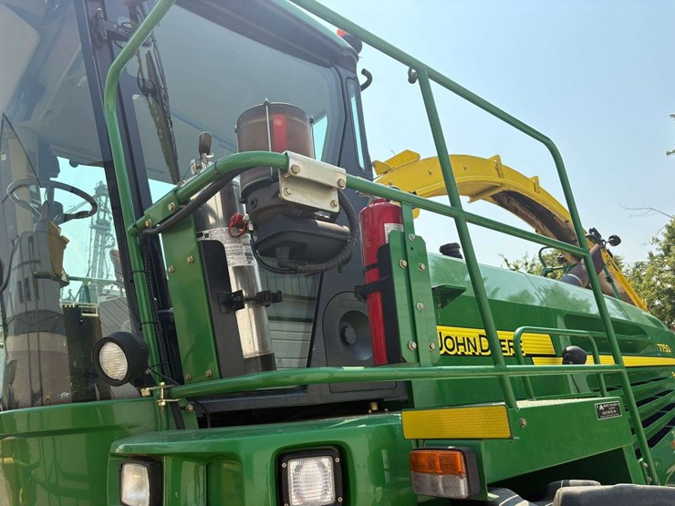 2012-john-deere-7750-image-42
