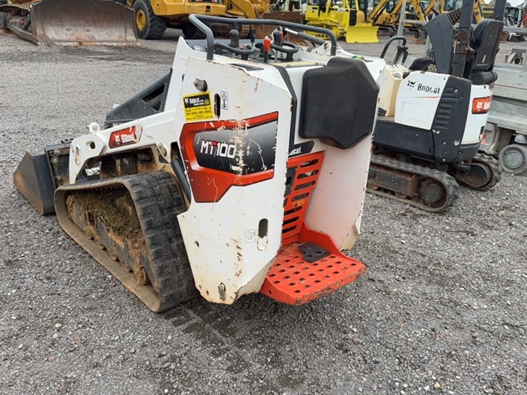 #2091-•-2021-bobcat-m7100-track-mini-skid-steer-image-9