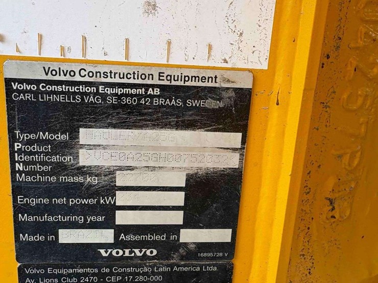 2020-volvo-a25g-image-6