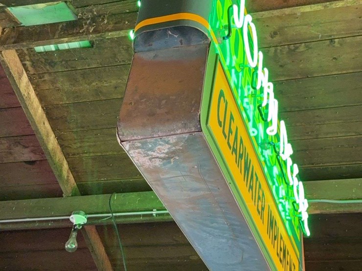 john-deere-double-sided-neon-dealership-sign-image-3