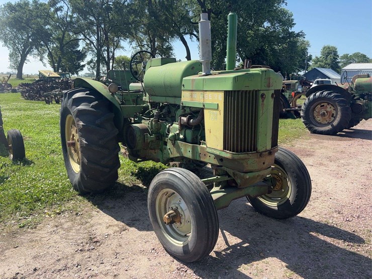 john-deere-720-image-3