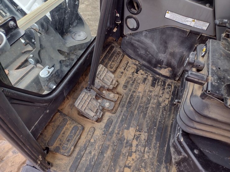 bobcat-e45-image-12