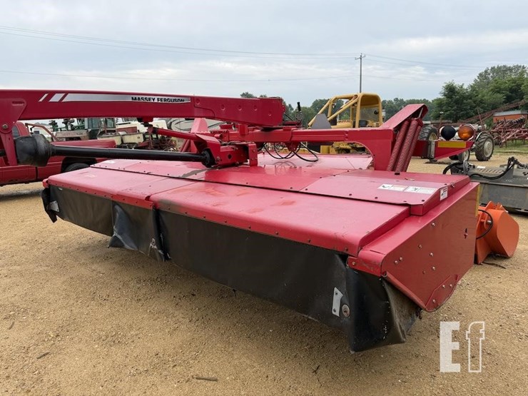 massey-ferguson-1375-image-5