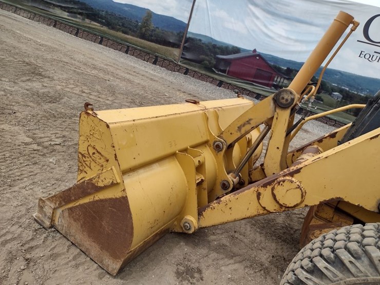 caterpillar-416d-image-19