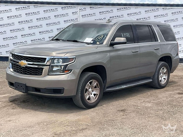 2018-chevrolet-tahoe-image-1