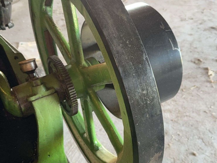 root-and-vandervoort-john-deere-4-horse-hit-and-miss-engine-with-cart-image-26
