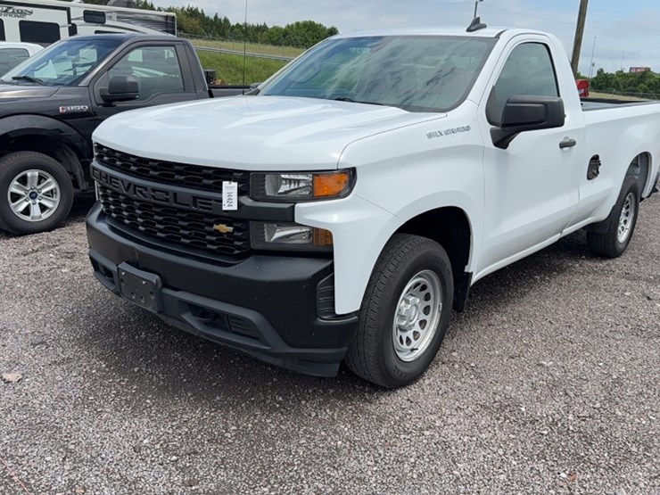 2021-chevrolet-1500-image-1