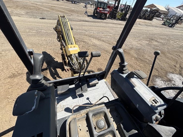 1999-caterpillar-301.5-image-24