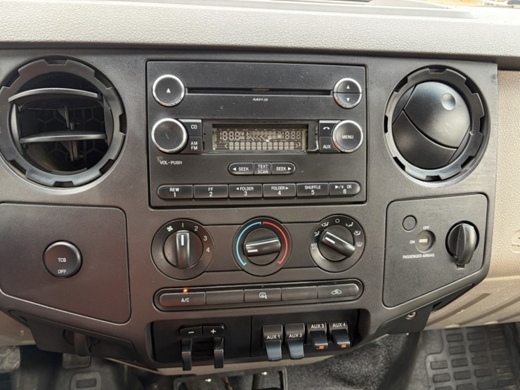 2009-ford-f350-xl-image-28