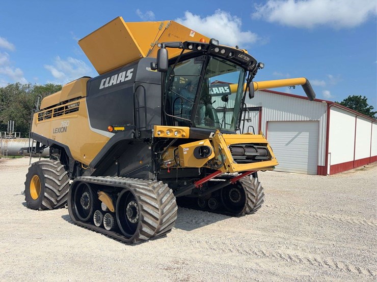 2021-claas-lexion-760-image-7