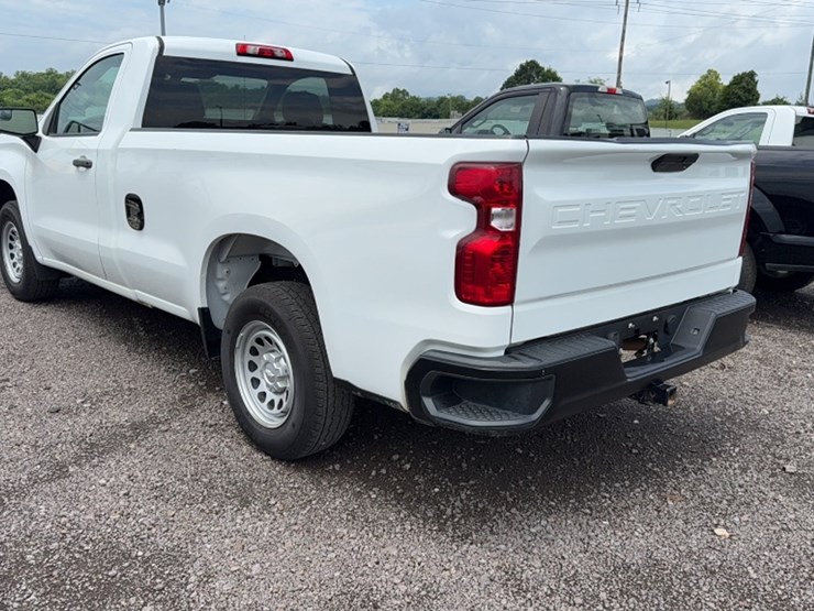 2021-chevrolet-1500-image-10