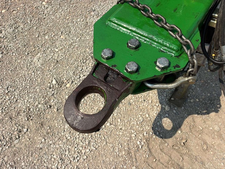 2014-john-deere-2410-image-17
