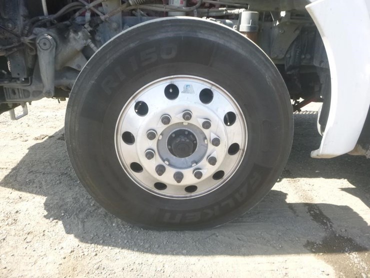 2017-kenworth-t880-image-21