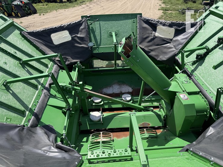 2020-john-deere-s790-image-106