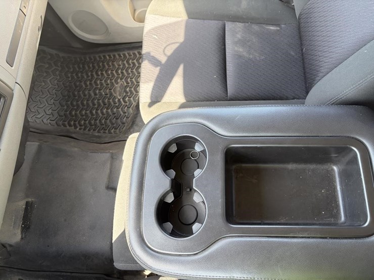 2012-chevrolet-silverado-1500-image-18