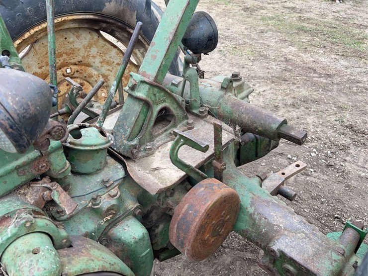 john-deere-model-b-image-43