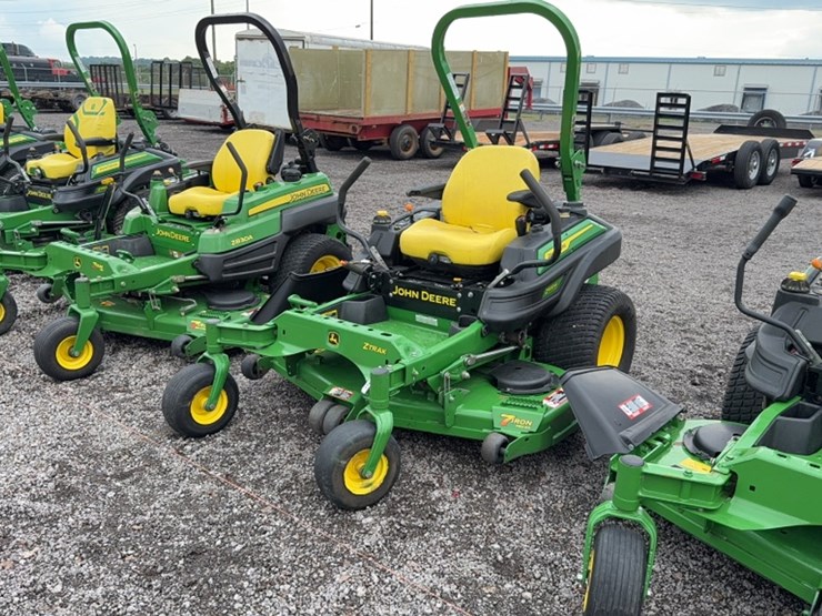 2015-john-deere-z930m-image-1