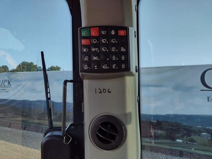 deere-700l-lgp-image-9