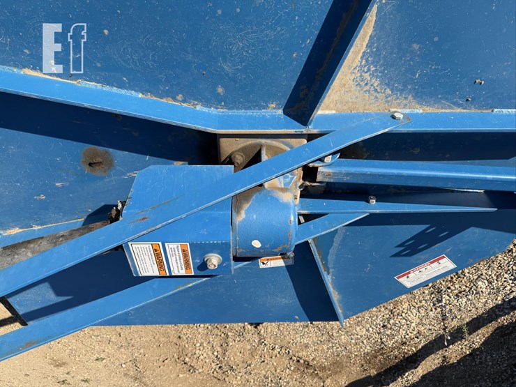 new-holland-951b-image-12