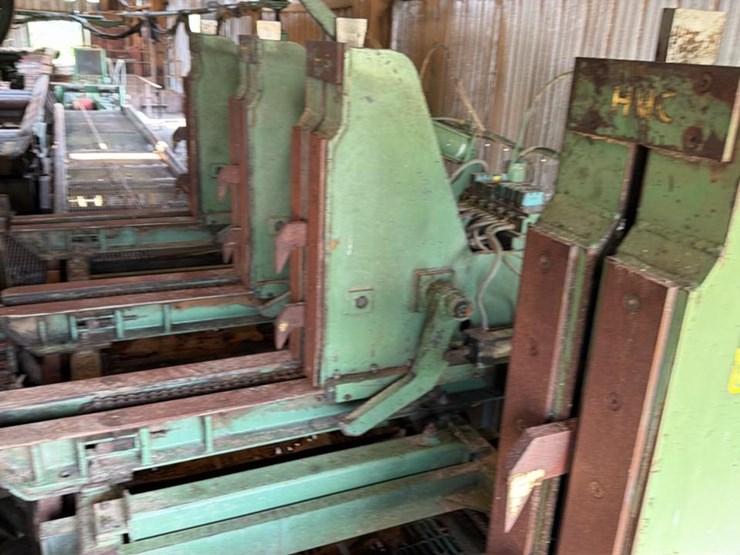 #104-•-4-headblock-hmc-ag-50bd-right-hand-carriage-and-track-frame-image-8
