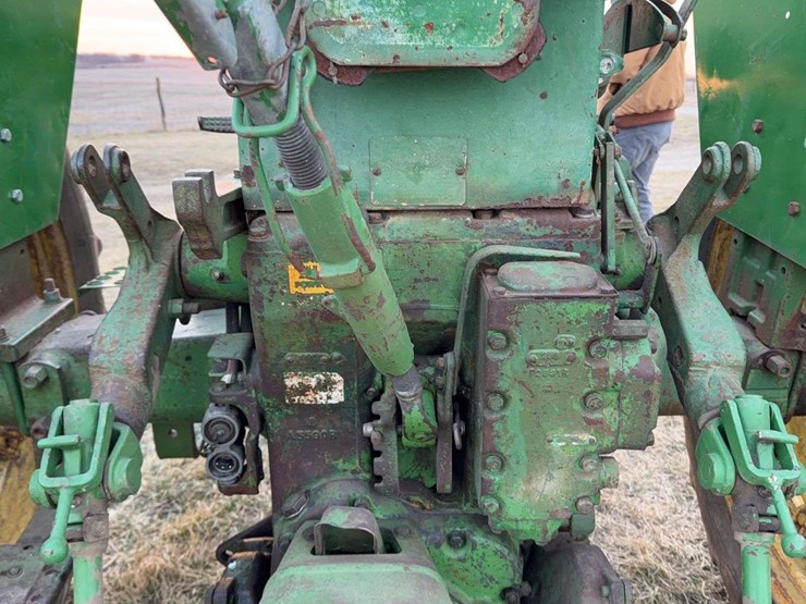john-deere-620-image-44