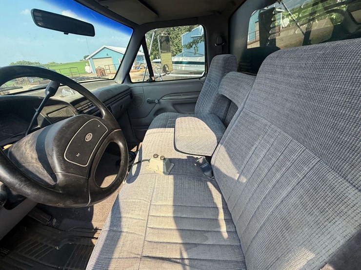1996-ford-f350-image-12