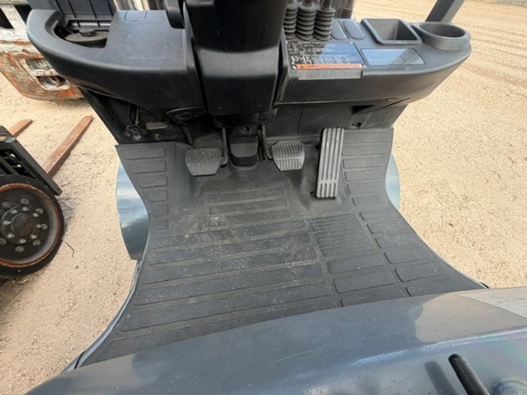 #2072-•-toyota-8fgcu3d-forklift-image-27