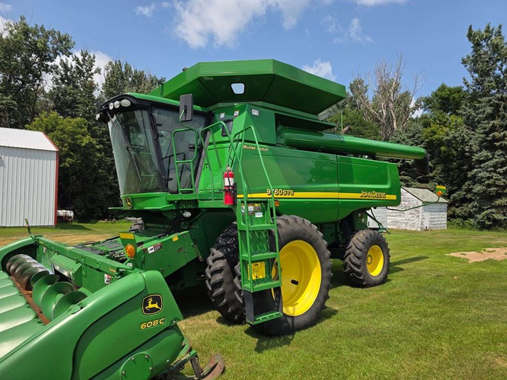 2007-john-deere-9760-sts-image-4