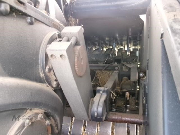 new-holland-big-baler-340-image-27