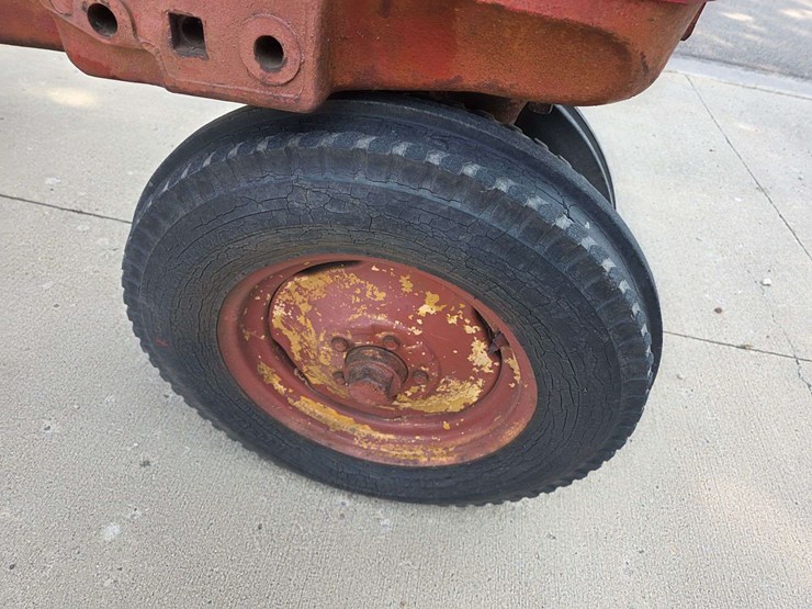 1951-massey-ferguson-44-image-35