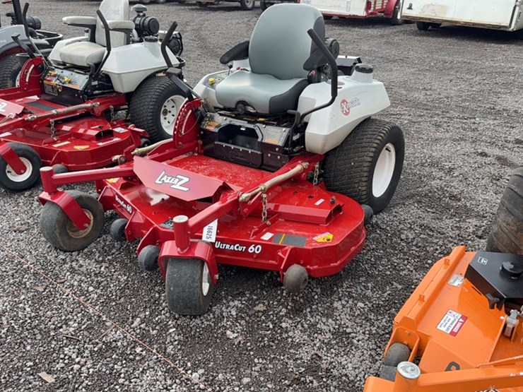 #3093-•-exmark-lazer-z-zero-turn-mower-image-1