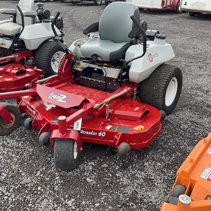 #3093 • EXMARK LAZER Z ZERO TURN MOWER