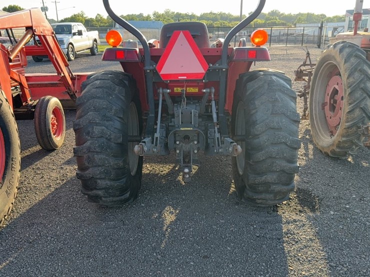 massey-ferguson-1533-image-8