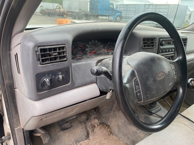 2000-ford-f350-image-33