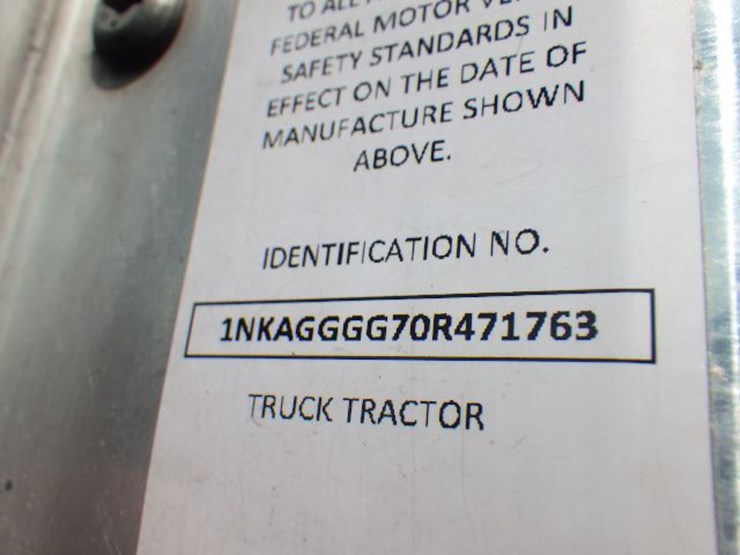 2015-kenworth-t660-image-22