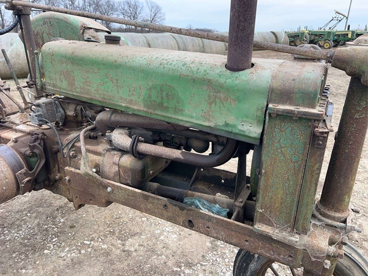 john-deere-model-b-image-10