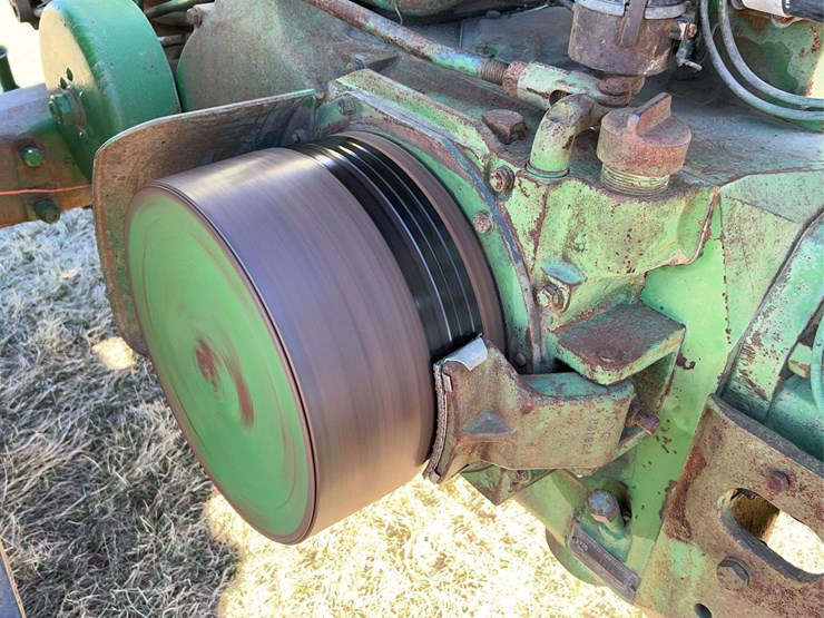 john-deere-720-image-26