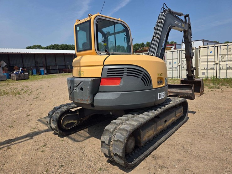 2007-volvo-ecr88-image-23