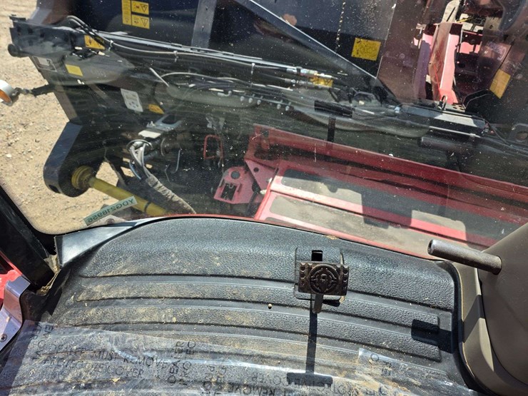 2013-case-ih-8230-image-102