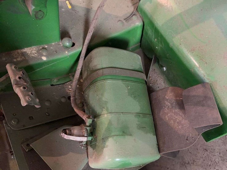 1963-john-deere-110-image-11