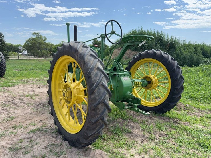 john-deere-model-b-image-3