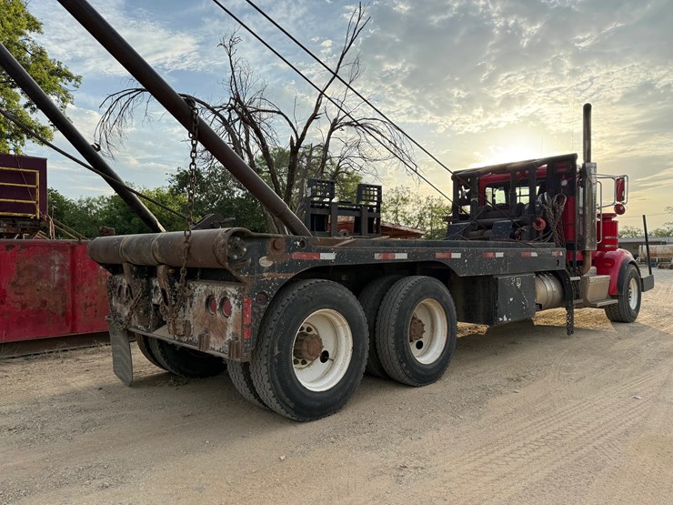 2013-peterbilt-367-image-7